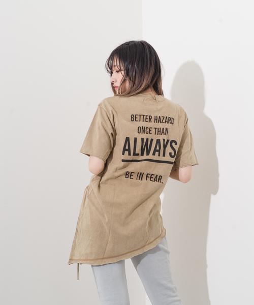 ROGER AND RAW(ロジャーアンドロウ)の「Roger&Raw / アシメシャーリングピグメントT(Tシャツ/カットソー・レディース・ホワイト/ライトグレー/ライトブルー/ベージュ/オフホワイト・M)」の4枚目の写真