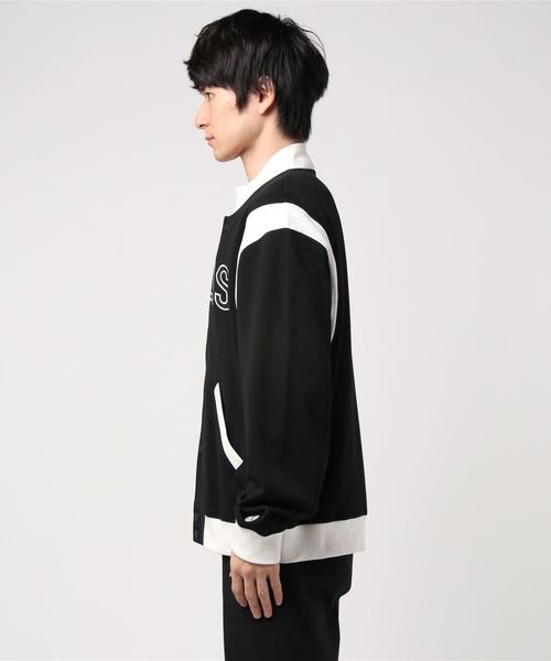 GALLIS ADDICTION（ガリスアディクション）の「GA ポンチ カットスタジャン（スタジャン・メンズ・ブラック/イエロー・M/L）」の6枚目の写真