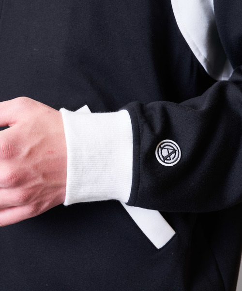 GALLIS ADDICTION（ガリスアディクション）の「GA ポンチ カットスタジャン（スタジャン・メンズ・ブラック/イエロー・M/L）」の14枚目の写真