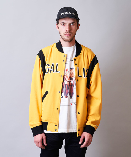 GALLIS ADDICTION（ガリスアディクション）の「GA ポンチ カットスタジャン（スタジャン・メンズ・ブラック/イエロー・M/L）」の4枚目の写真