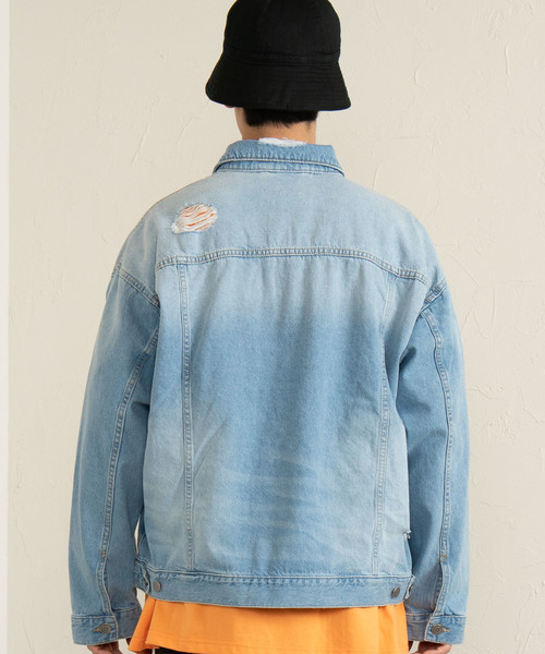 WEGO（ウィゴー）の「WEGO/【セットアップ対応商品】ダメージビッグシルエットデニムジャケット（デニムジャケット・メンズ・インディゴブルー/ライトインディゴブルー・MEDIUM/LARGE）」の4枚目の写真