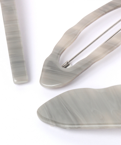 niko and...(ニコアンド)の「マーブルヘアアクセセット(ヘアピン・レディース・ベージュ/ブラウン/グレー・0)」の6枚目の写真