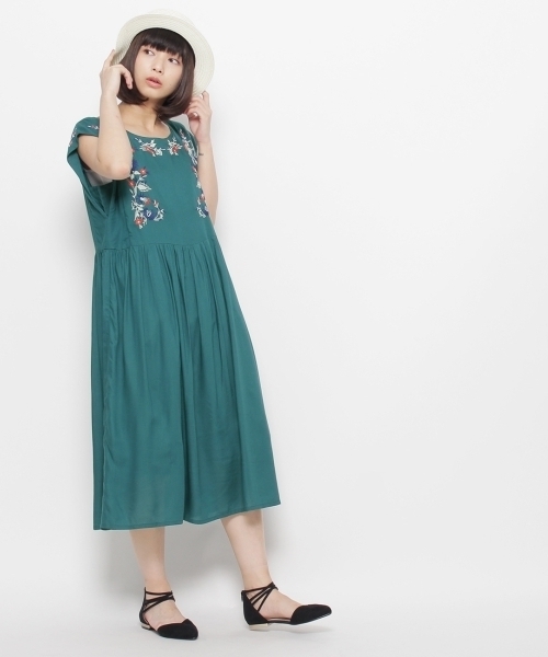 セール ブランド古着 ノースリーブワンピース ワンピース The Emporium ジエンポリアム のファッション通販 Zozoused