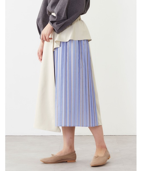 POU DOU DOU（プードゥドゥ）の「サイドぺプラムプリーツスカート（スカート・レディース・ベージュ/ネイビー/ブルー・3）」の7枚目の写真