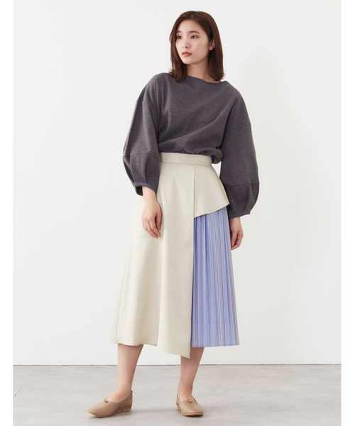 POU DOU DOU（プードゥドゥ）の「サイドぺプラムプリーツスカート（スカート・レディース・ベージュ/ネイビー/ブルー・3）」の8枚目の写真
