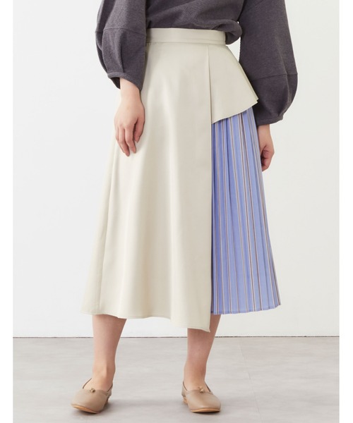 POU DOU DOU（プードゥドゥ）の「サイドぺプラムプリーツスカート（スカート・レディース・ベージュ/ネイビー/ブルー・3）」の10枚目の写真