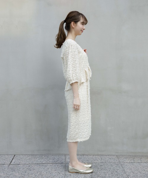 flower(フラワー)の「フェザーフリンジトップ(シャツ/ブラウス・レディース・ピンク/アイボリー・FREE)」の12枚目の写真