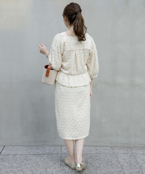 flower(フラワー)の「フェザーフリンジトップ(シャツ/ブラウス・レディース・ピンク/アイボリー・FREE)」の11枚目の写真