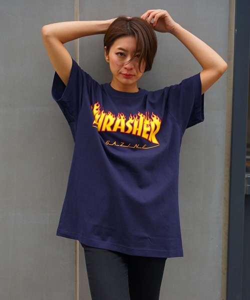 THRASHER(スラッシャー)の「FLAME S/S T-SHIRTS/スラッシャー Tシャツ 半袖 フレイムロゴ ユニセックス クルーネック ストリート スケート(Tシャツ/カットソー・メンズ・ホワイト/ブラック/ネイビー・SMALL/MEDIUM/LARGE/X-LARGE/XX-LARGE)」の6枚目の写真