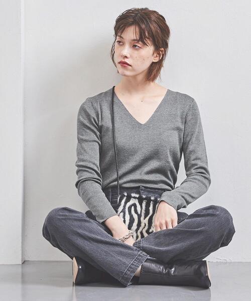 UNITED ARROWS（ユナイテッドアローズ）の「UBCB C/SI FULL/N Vネック ニット（ニット/セーター・レディース・オフホワイト/ダークグレー/ロイヤルブルー・フリー）」の10枚目の写真