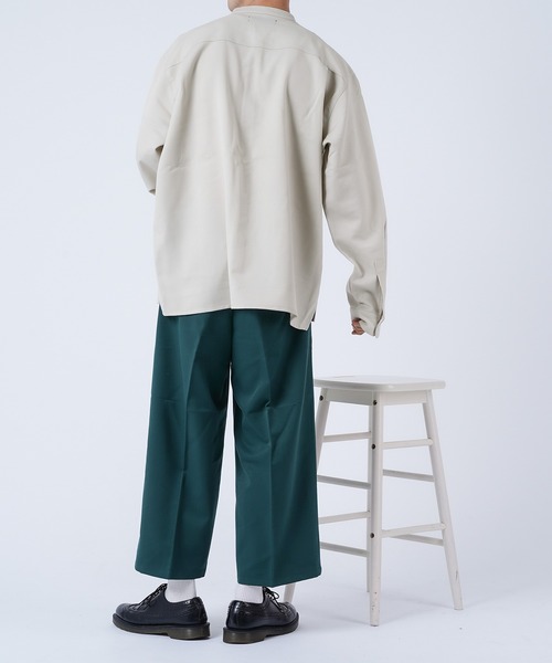 kutir（クティール）の「ルーズバンドカラーシャツ（シャツ/ブラウス・メンズ・オフホワイト/ライトグレー/ダークブラウン・MEDIUM/LARGE）」の5枚目の写真