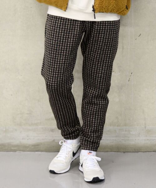 SHIPS（シップス）の「【WEB限定】SHIPS: ストレッチ ジョガー フリース パンツ 20FW（その他パンツ・メンズ・ブラック/チャコールグレー/ブラウン/ネイビー・S/M/L/XL/XXL）」の8枚目の写真