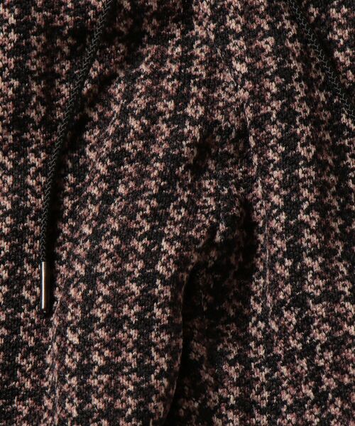 SHIPS（シップス）の「【WEB限定】SHIPS: ストレッチ ジョガー フリース パンツ 20FW（その他パンツ・メンズ・ブラック/チャコールグレー/ブラウン/ネイビー・S/M/L/XL/XXL）」の20枚目の写真