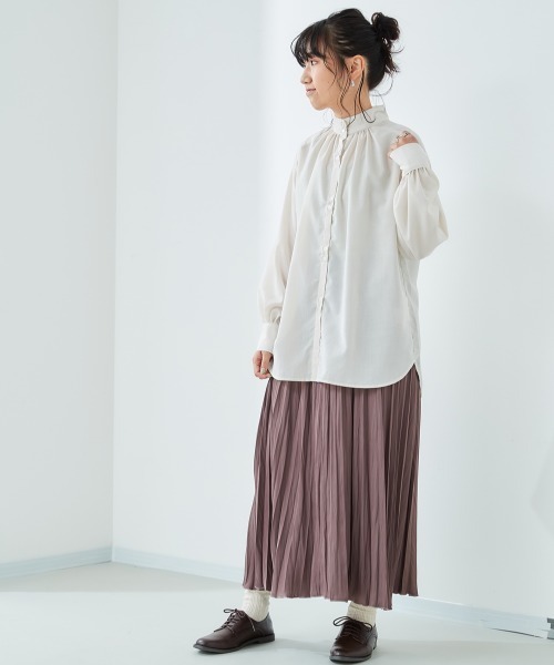 cepo（セポ）の「パイピングスタンドネックブラウス（シャツ/ブラウス・レディース・ベージュ/オフホワイト/サックスブルー・M）」の6枚目の写真