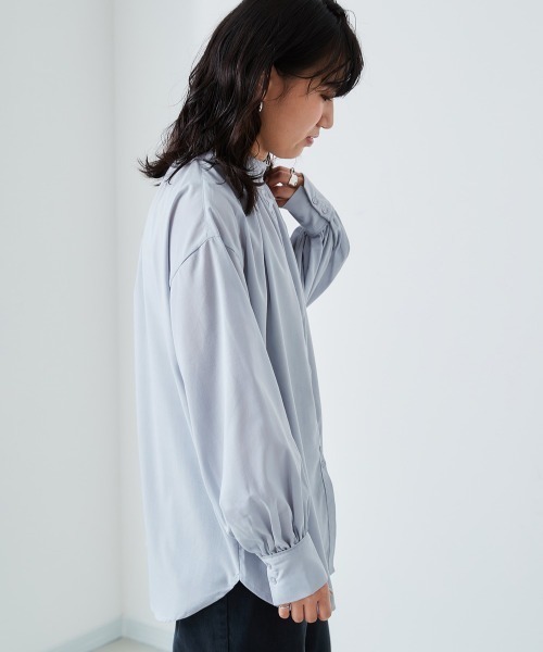 cepo（セポ）の「パイピングスタンドネックブラウス（シャツ/ブラウス・レディース・ベージュ/オフホワイト/サックスブルー・M）」の9枚目の写真