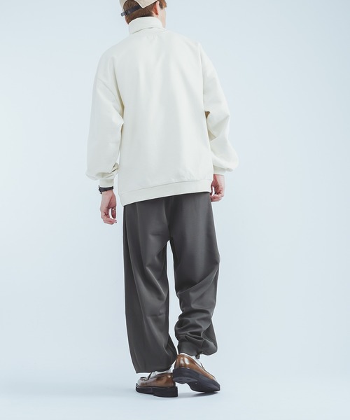 epnok（エプノック）の「タートルネックスウェットシャツ（スウェット・メンズ・オフホワイト/オレンジ/ブルー・MEDIUM/LARGE）」の4枚目の写真