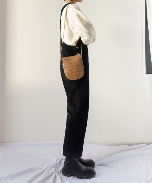 me+em select（ミームセレクト）の「クロコダイル柄ハーフムーンショルダーバッグ（ショルダーバッグ・レディース・ブラック/ダークブラウン/ベージュ/ブラウン/アイボリー・FREE）」の7枚目の写真