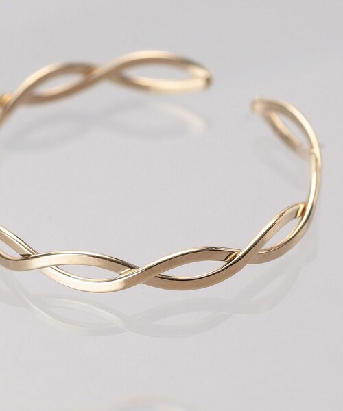 Sig FREAK'S STORE（シグフリークスストア）の「Sig FREAK'S STORE/シグ フリークスストア　K10 ネジリリング（リング・レディース・ゴールド・ﾌﾘ-）」の3枚目の写真