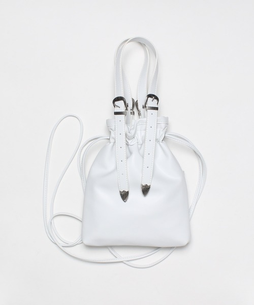 SVEC（シュベック）の「バックルベルト 巾着 ショルダーバッグ（ショルダーバッグ・レディース・ブラック/ホワイト/シルバー・FREE）」の2枚目の写真