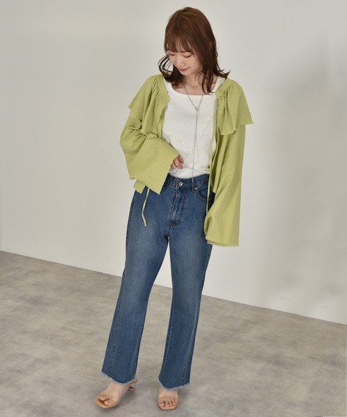 w closet(ダブルクローゼット)の「ラッフル衿ブラウス(シャツ/ブラウス・レディース・ホワイト/ライム/グレイッシュベージュ・FREE)」の12枚目の写真