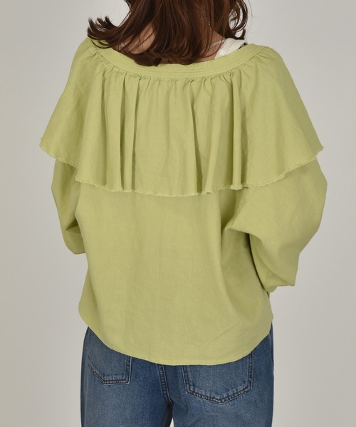 w closet(ダブルクローゼット)の「ラッフル衿ブラウス(シャツ/ブラウス・レディース・ホワイト/ライム/グレイッシュベージュ・FREE)」の14枚目の写真