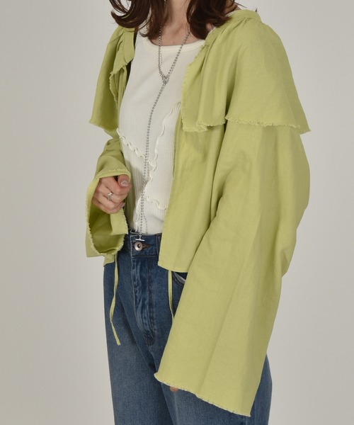 w closet(ダブルクローゼット)の「ラッフル衿ブラウス(シャツ/ブラウス・レディース・ホワイト/ライム/グレイッシュベージュ・FREE)」の16枚目の写真