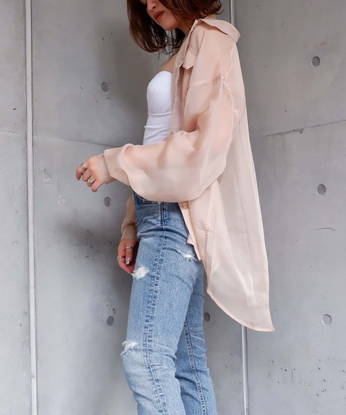 SPIRALGIRL（スパイラルガール）の「シアーオーバーシャツ（シャツ/ブラウス・レディース・ベージュ/オフホワイト/ピンク/グレー・FREE）」の4枚目の写真