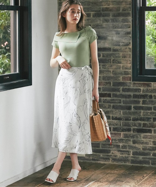 12Twelve Agenda(トゥエルブ アジェンダ)の「アシメオフショルフレンチスリーブニットプルオーバー(ニット/セーター・レディース・ベージュ/ミント/ブラック/オフホワイト/ワインレッド・M)」の14枚目の写真