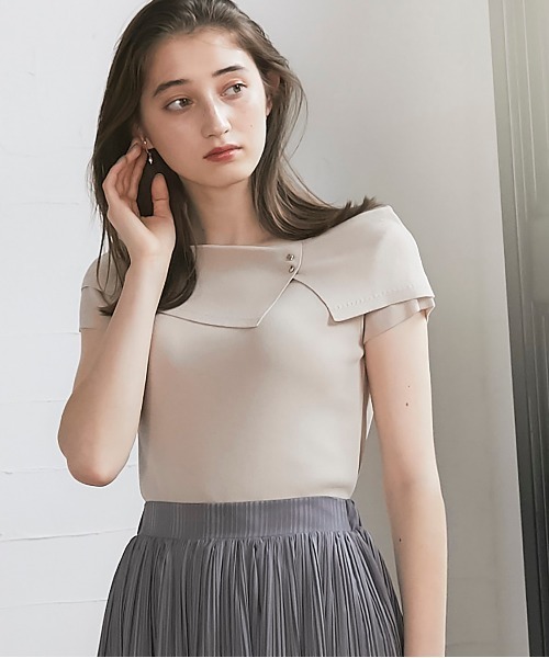 12Twelve Agenda(トゥエルブ アジェンダ)の「アシメオフショルフレンチスリーブニットプルオーバー(ニット/セーター・レディース・ベージュ/ミント/ブラック/オフホワイト/ワインレッド・M)」の6枚目の写真