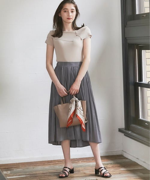 12Twelve Agenda(トゥエルブ アジェンダ)の「アシメオフショルフレンチスリーブニットプルオーバー(ニット/セーター・レディース・ベージュ/ミント/ブラック/オフホワイト/ワインレッド・M)」の15枚目の写真