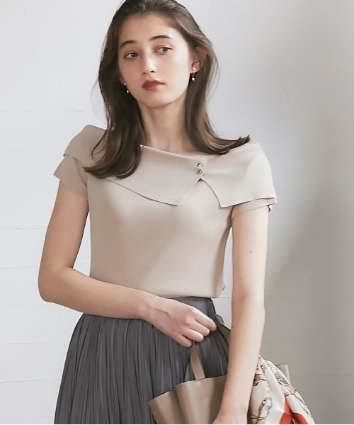 12Twelve Agenda(トゥエルブ アジェンダ)の「アシメオフショルフレンチスリーブニットプルオーバー(ニット/セーター・レディース・ベージュ/ミント/ブラック/オフホワイト/ワインレッド・M)」の7枚目の写真