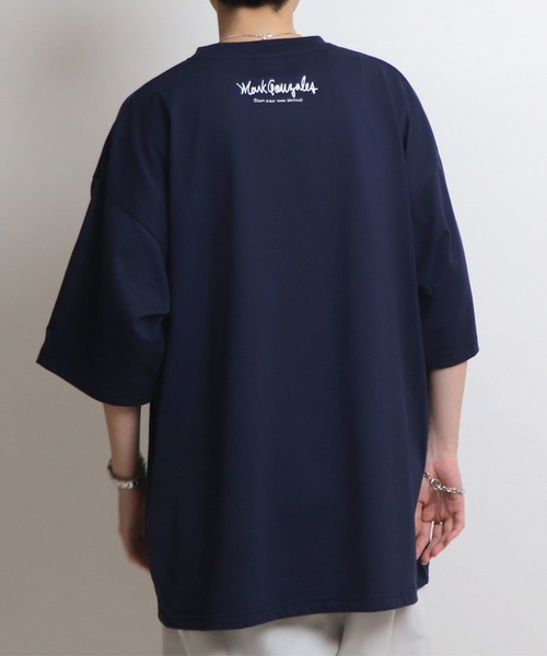 Mark Gonzales(マーク・ゴンザレス)の「【Mark Gonzales / マークゴンザレス】 ワンポイントロゴ刺繍 ビッグシルエットTシャツ(Tシャツ/カットソー・メンズ・ホワイト/チャコールグレー/ブラック/ワイン/ピンク/グリーン/ミント/ブルー/サックスブルー/ベージュ/ボルドー/ネイビー/ライトグレー・M/L)」の21枚目の写真