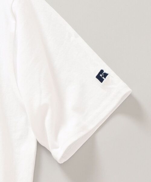 Russell Athletic(ラッセルアスレティック)の「【SHIPS別注】RUSSELL ATHLETIC: カレッジ プリント Tシャツ(Tシャツ/カットソー・メンズ・ホワイト/ライトホワイト/グレー/ネイビー・SMALL/MEDIUM/LARGE/X-LARGE)」の11枚目の写真