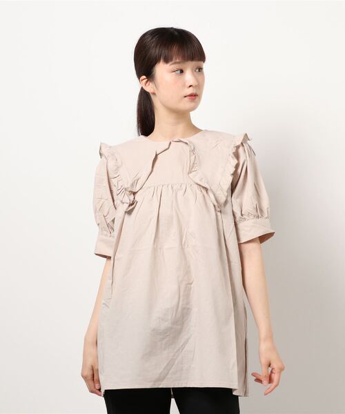 ehka sopo（エヘカソポ）の「フリル衿チュニック丈ブラウス（シャツ/ブラウス・レディース・ベージュ/ブラック/オフホワイト・ﾌﾘ-）」の3枚目の写真