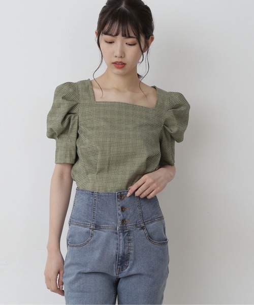 FREE'S MART(フリーズマート)の「◇スクエアネック短丈半袖ボリュームスリーブブラウス(シャツ/ブラウス・レディース・ブラック系その他/ベージュ系その他/ライトグリーン系/パープル系その他・FREE)」の11枚目の写真