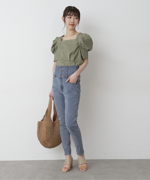 FREE'S MART(フリーズマート)の「◇スクエアネック短丈半袖ボリュームスリーブブラウス(シャツ/ブラウス・レディース・ブラック系その他/ベージュ系その他/ライトグリーン系/パープル系その他・FREE)」の12枚目の写真