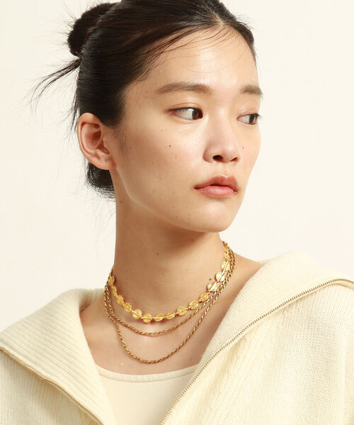 Ray BEAMS（レイビームス）の「Ray BEAMS / スエッジチェーン ロング ネックレス（ネックレス・レディース・ゴールド・ONE SIZE）」の3枚目の写真