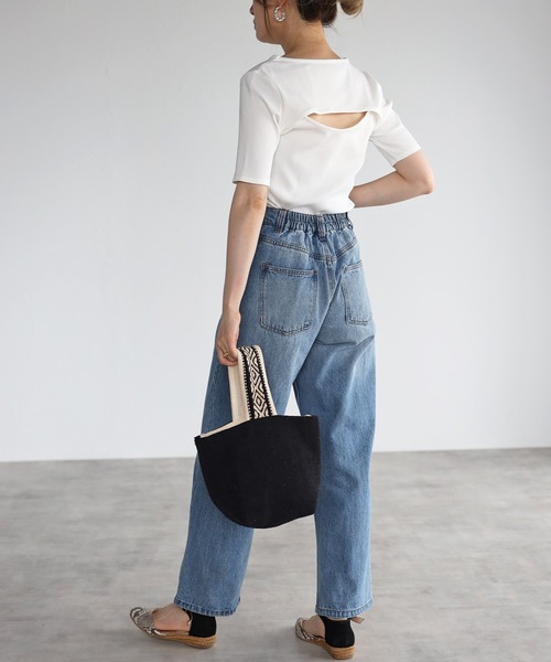 4youstory（フォーユーストーリー）の「バックオープンTシャツ（Tシャツ/カットソー・レディース・ブラック/オフホワイト/モカ・FREE）」の17枚目の写真