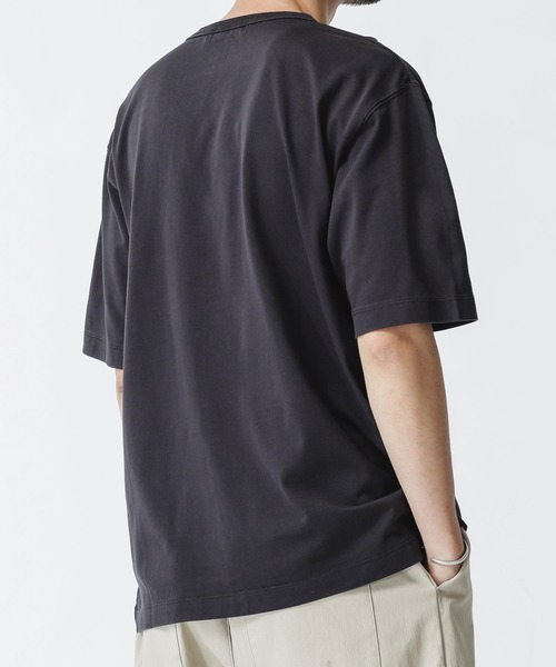 NANO universe(ナノユニバース)の「フェード加工クルーネックカットソー(Tシャツ/カットソー・メンズ・サックスブルー/ホワイト/ブラック・S/L/XL/M)」の5枚目の写真