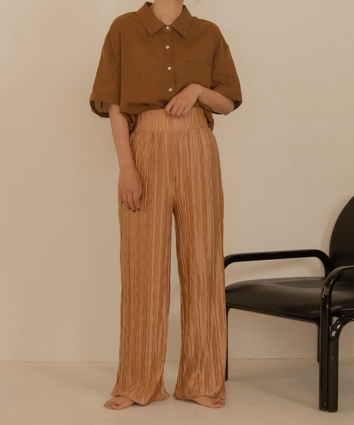 lawgy(ラウジー)の「satin pleats highwaist pants(その他パンツ・レディース・アイボリー/ベージュ・FREE)」の15枚目の写真