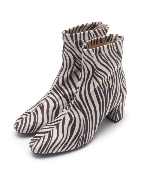 DRESKIP(ドレスキップ)の「◆ストレッチショートブーツ(ブーツ・レディース・ブラック/ベージュ/アイボリー/ブラック系/ブラウン系/ブラック系3/ブラウン系4・35/45/25)」の5枚目の写真