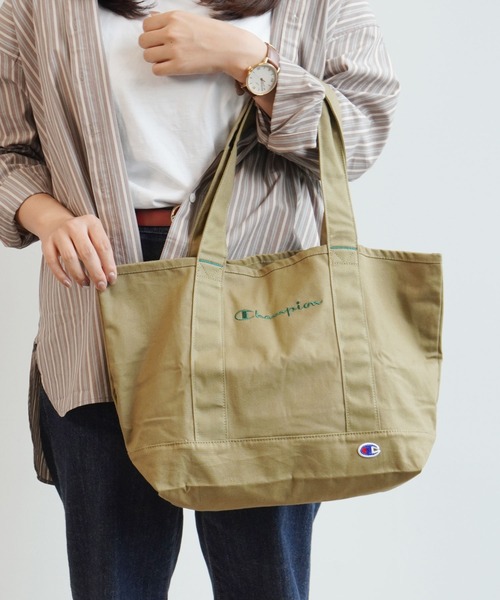 Champion(チャンピオン)の「チャンピオン ローガン トートバッグ 63211(トートバッグ・レディース・オフホワイト/カーキ/グリーン系その他/ホワイト系その他・FREE)」の4枚目の写真