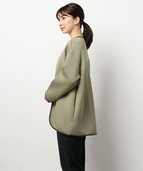 ottilie（オティーリエ）の「パイピングボンディングジャケット（ノーカラージャケット・レディース・カーキ/グレー/ナチュラル・FREE）」の5枚目の写真