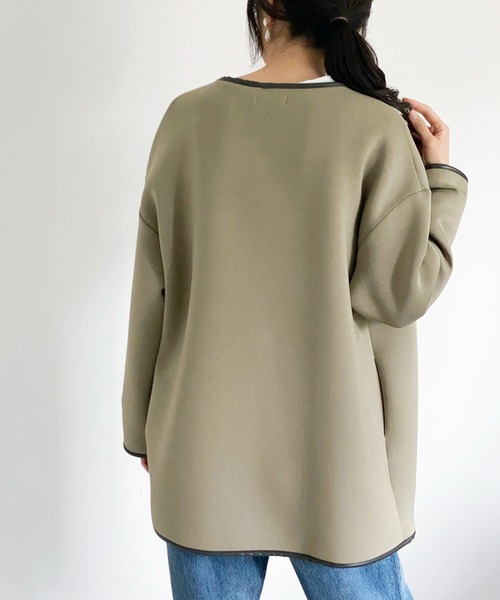 ottilie（オティーリエ）の「パイピングボンディングジャケット（ノーカラージャケット・レディース・カーキ/グレー/ナチュラル・FREE）」の19枚目の写真