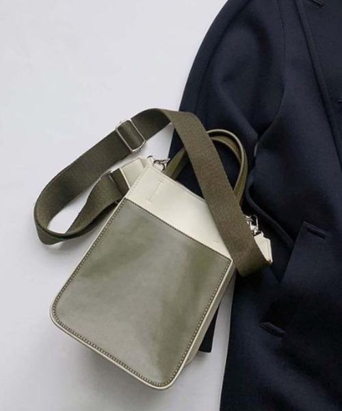 CAST:(キャストコロン)の「カラーコンビミニバッグ(トートバッグ・レディース・オフホワイト/ベージュ・FREE)」の2枚目の写真