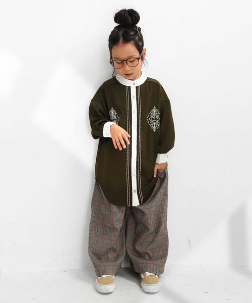 antiqua（アンティカ）の「レトロ刺繍シャツ（シャツ/ブラウス・キッズ・ブラック/オフホワイト/カーキ/イエロー・4/6/3/5）」の17枚目の写真