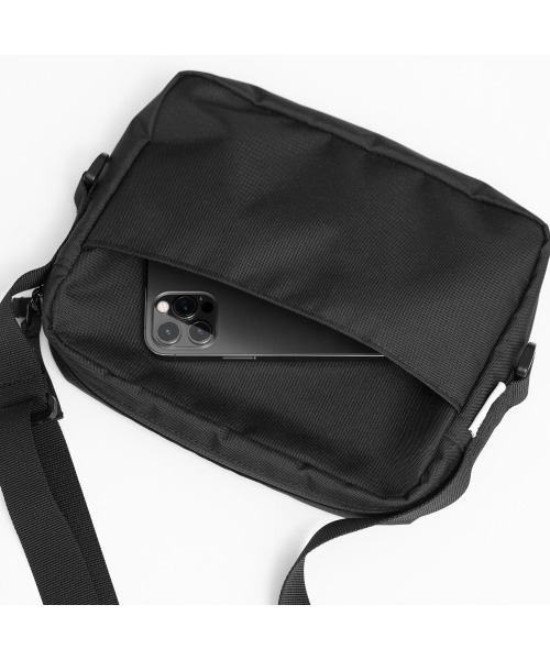 LMCの「SYSTEM UTILIZE CROSS BAG（ショルダーバッグ・メンズ・ブラック・FREE）」の6枚目の写真