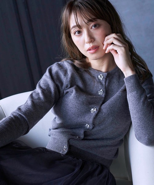 美品✨ ジェニ着用 セルフポートレイト ツイード調 ビジューボタンカーディガン ジェニー着用セルフポートレートツイード調カーディガンSelf-Portrait