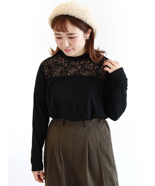 ehka sopo（エヘカソポ）の「レース切替ハイネックカットソー（Tシャツ/カットソー・レディース・オフホワイト/ミント/ブラック/キナリ・ﾌﾘ-）」の4枚目の写真