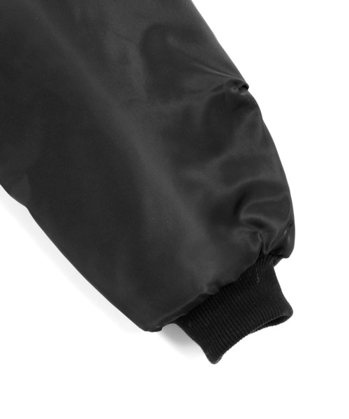 Figments（フィグメンツ）の「オーバーパファージャケット（ダウンジャケット/コート・レディース・ブラック・FREE）」の5枚目の写真